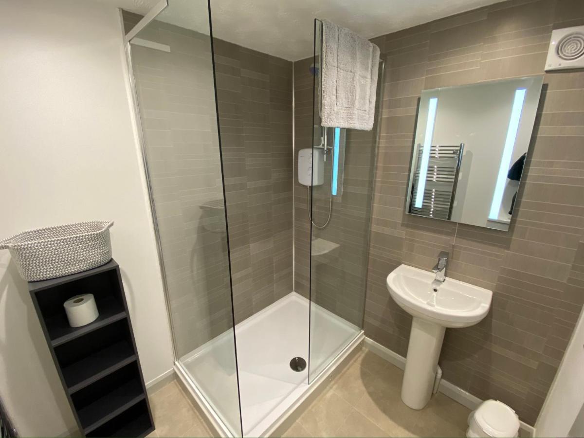The Drum Room Holiday Apartment Near Horsham Southwater Exterior foto